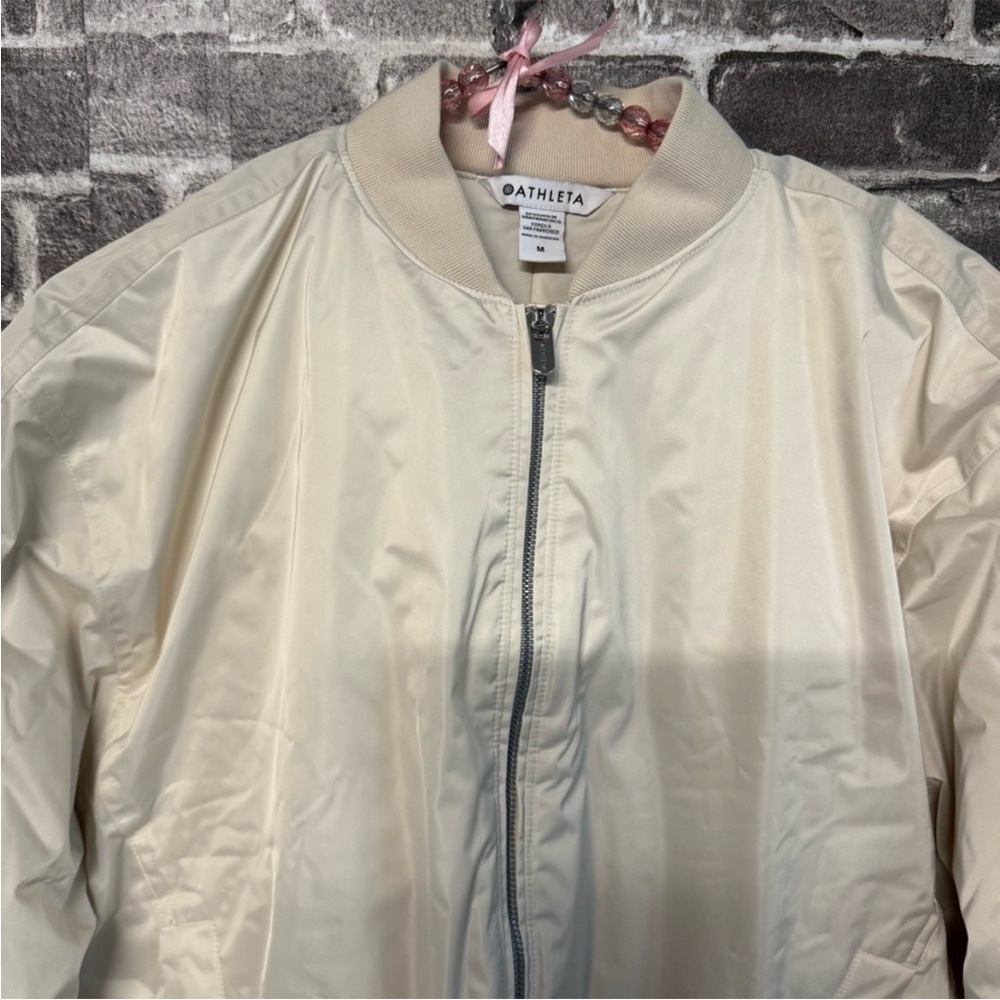 NWT Athleta SATEEN BOMBER jacket Bone cream size M‎ - Picture 3 of 14